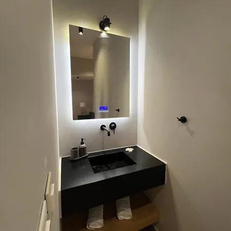 Modern Living *