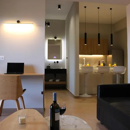 Modern Living Apartment *