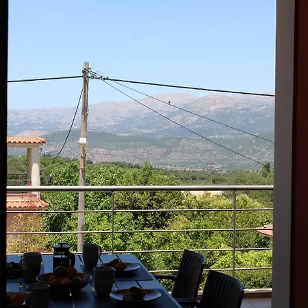 公寓 Modern Living Kefalonia Lakíthra