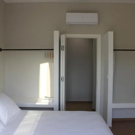 Modern Living Kefalonia Lakíthra